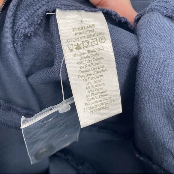 Everlane The Curvy Side-Zip Stretch Cotton Pant Navy Blue Capsule Wardrobe 10 - Picture 7 of 10